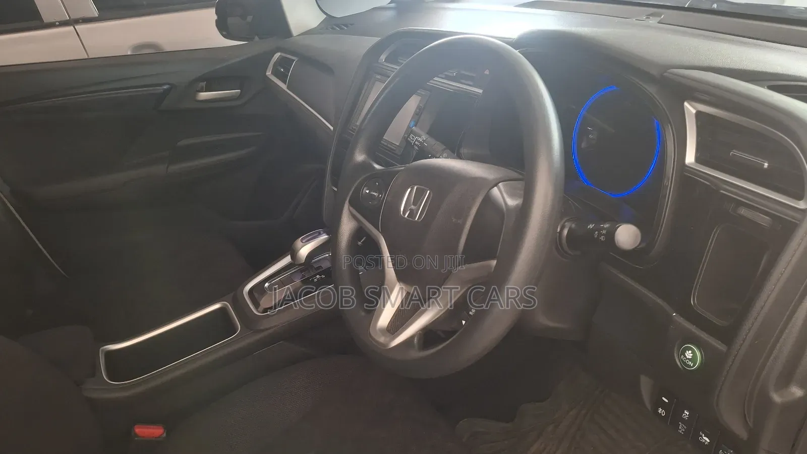 Honda Fit Shuttle 2017 White