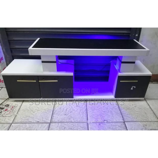 Istanbul 5.5 Feet Tv Stand With Drawers Elegant Design
