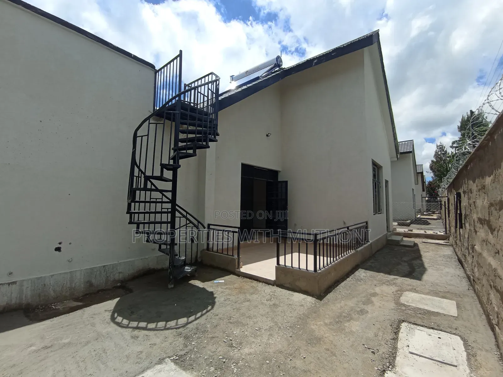 4bdrm Bungalow in Kitengela for sale