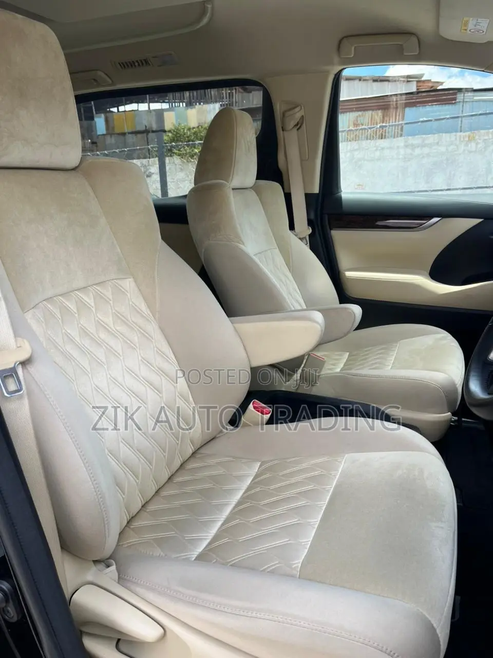 Toyota Alphard 2019 Black