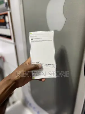 New Apple iPhone 16 Pro Max 256 GB Black