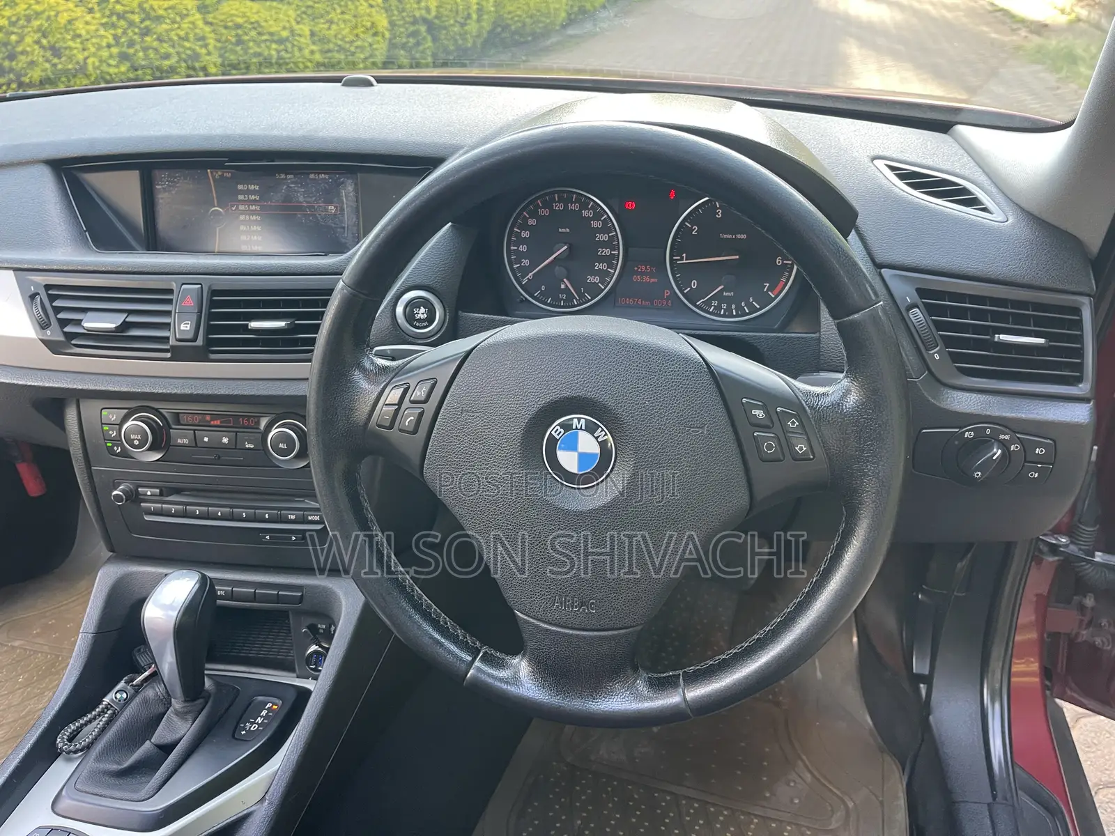 BMW X1 2011 Red