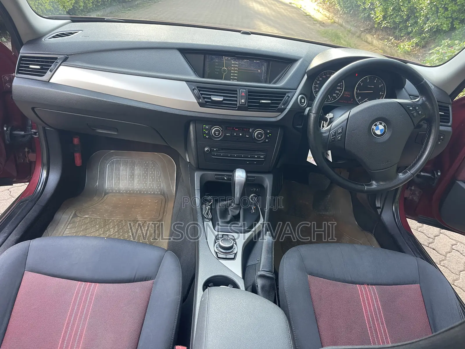 BMW X1 2011 Red