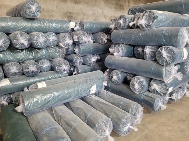 High Quality Privacy Fencing Net 90%