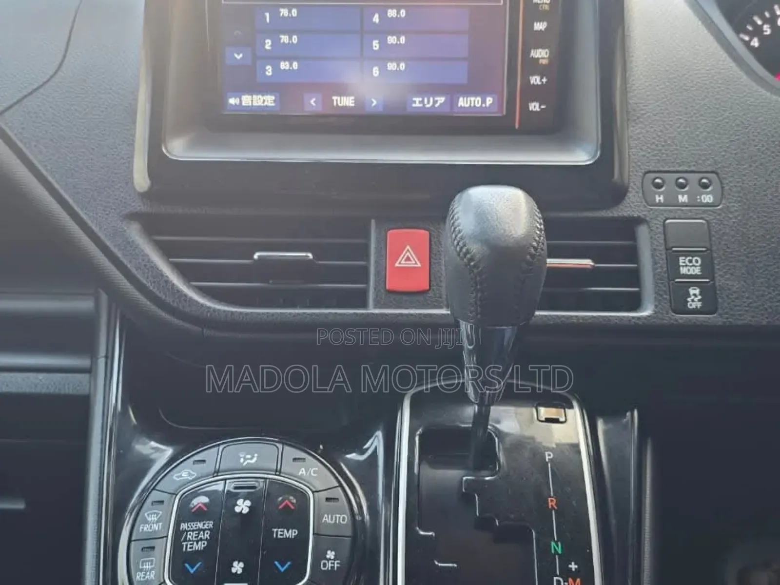 Toyota Noah 2.0 AWD (7 Seater) 2019 Gray