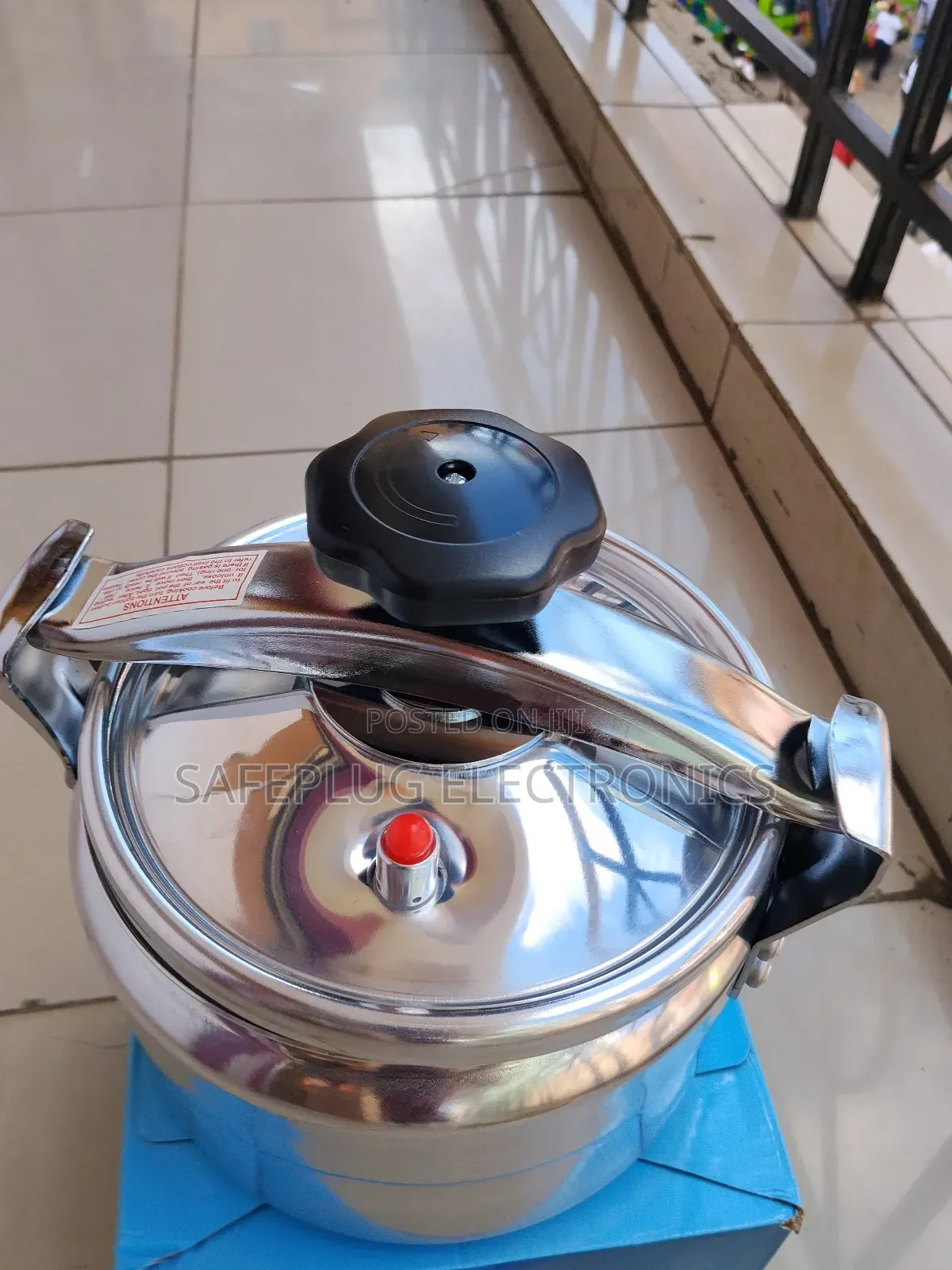 7l Pressure Cooker – Medium Size for Perfect Meal Portions