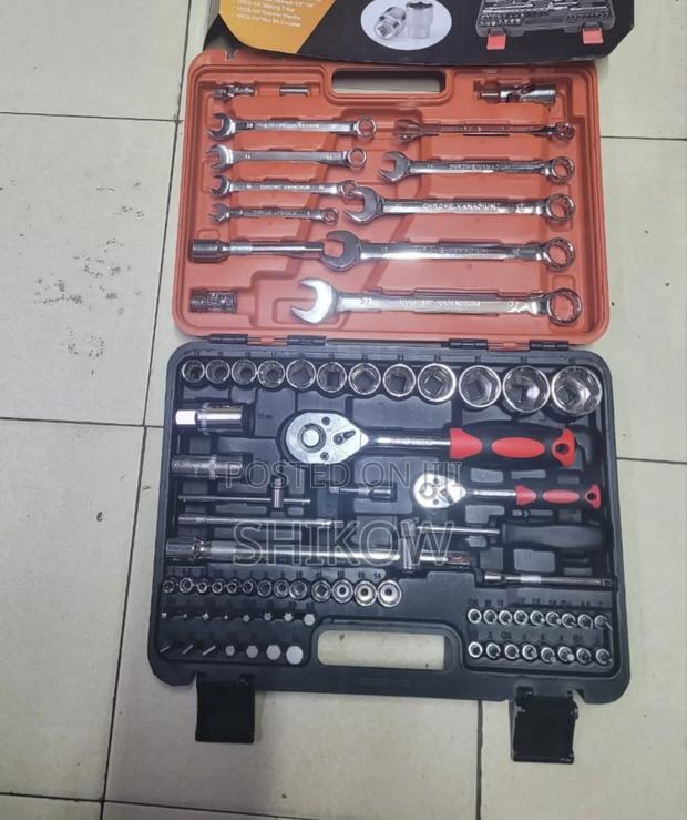 82pcs Toolset