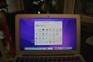 Laptop Apple MacBook Air 8GB Intel Core i5 SSD 128GB