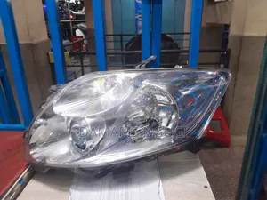 Auris 2008 Headlights Non Xenon