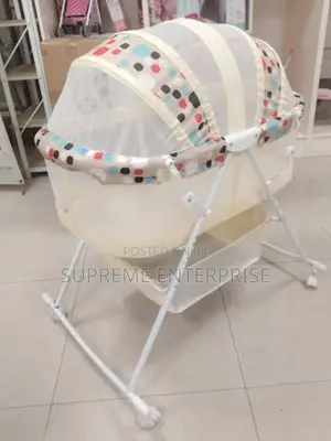 Movable Bassinet for Babies