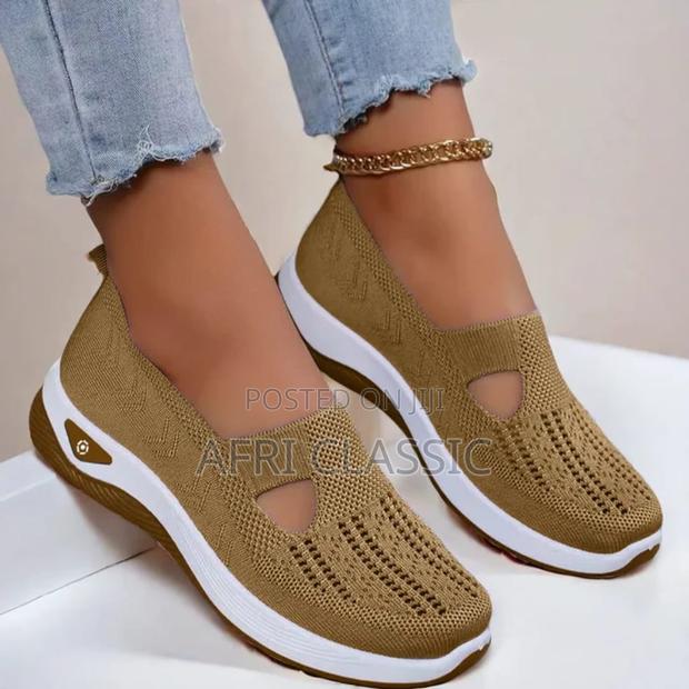 Classic Women’S Orthopedic Shoes - thumbnail 2