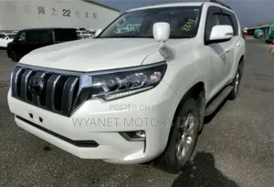 Toyota Land Cruiser Prado 2.7 2019 White