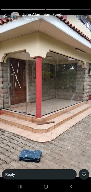 Frameless Glass Partition for Balconies