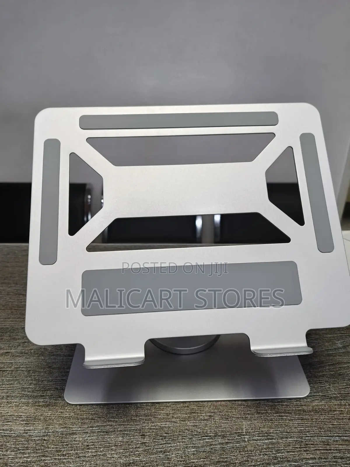 Aluminium 4 In1 Docking Station Laptop Stand