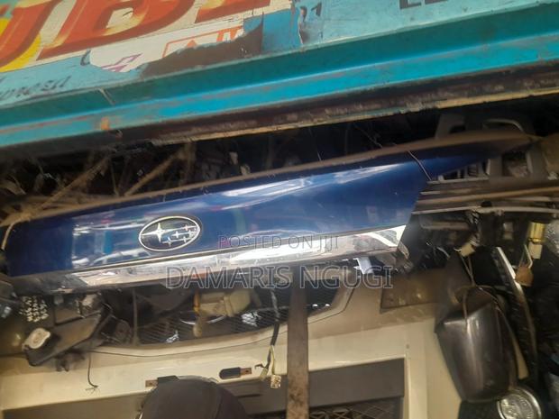 Subaru Legacy Boot Garnish - thumbnail 2