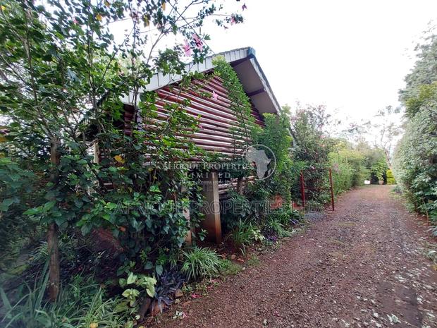 Furnished 2bdrm Bungalow in Ridgeways for rent - thumbnail 18