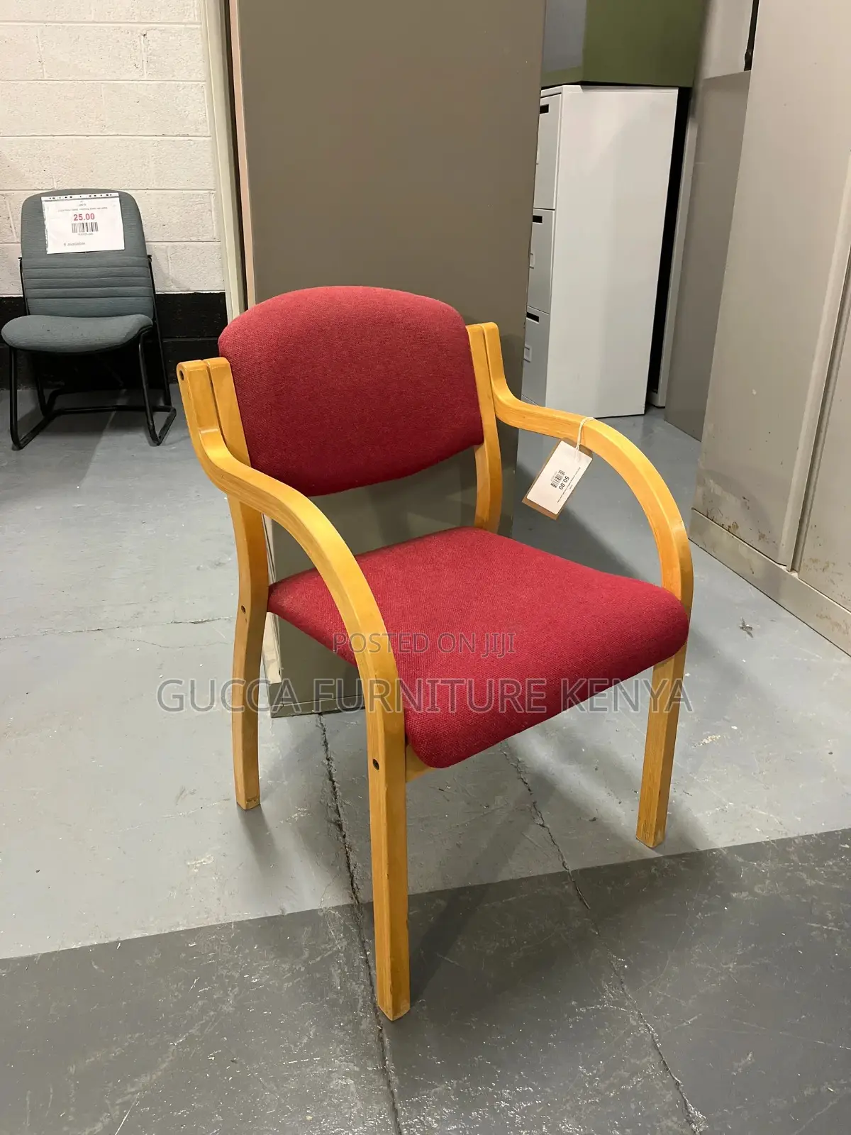 Mid-Back Fabricated Conference Hall Office Seat