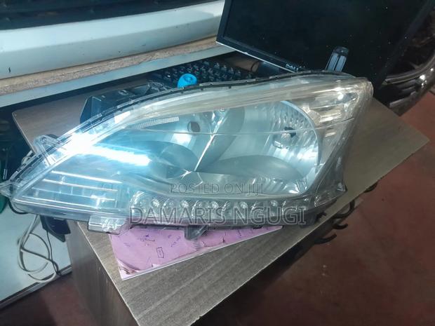 Sylphy Headlight 2012/2013 - main view