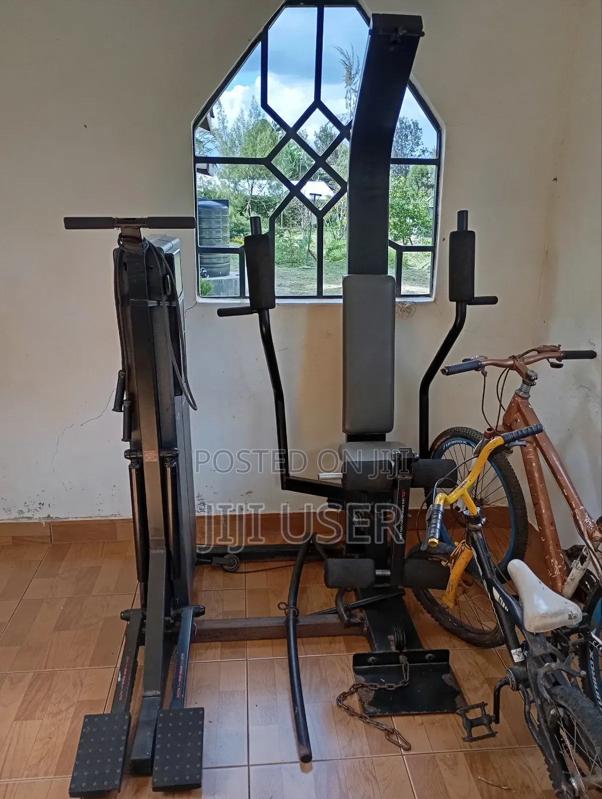 Cross Trainer