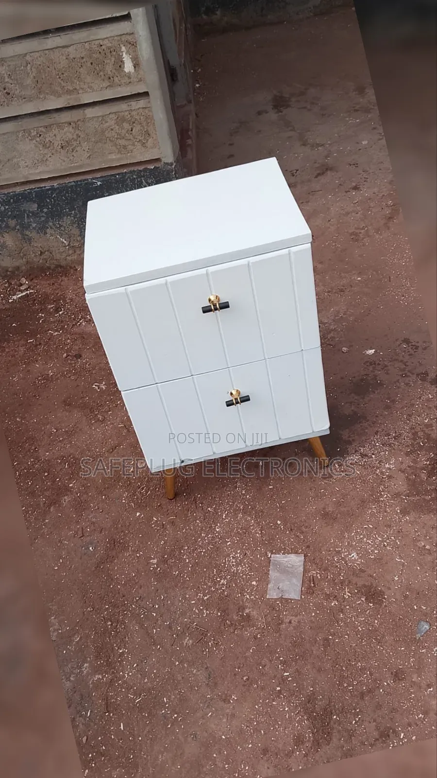 Executive Modern Bedside Drawer Cabinet – Stylish Functional Storage