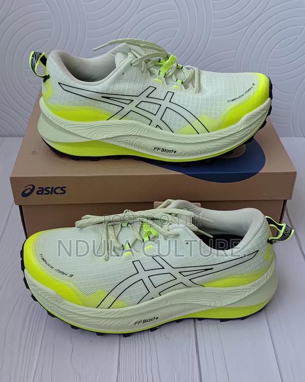 Asics Trabuco Max 4