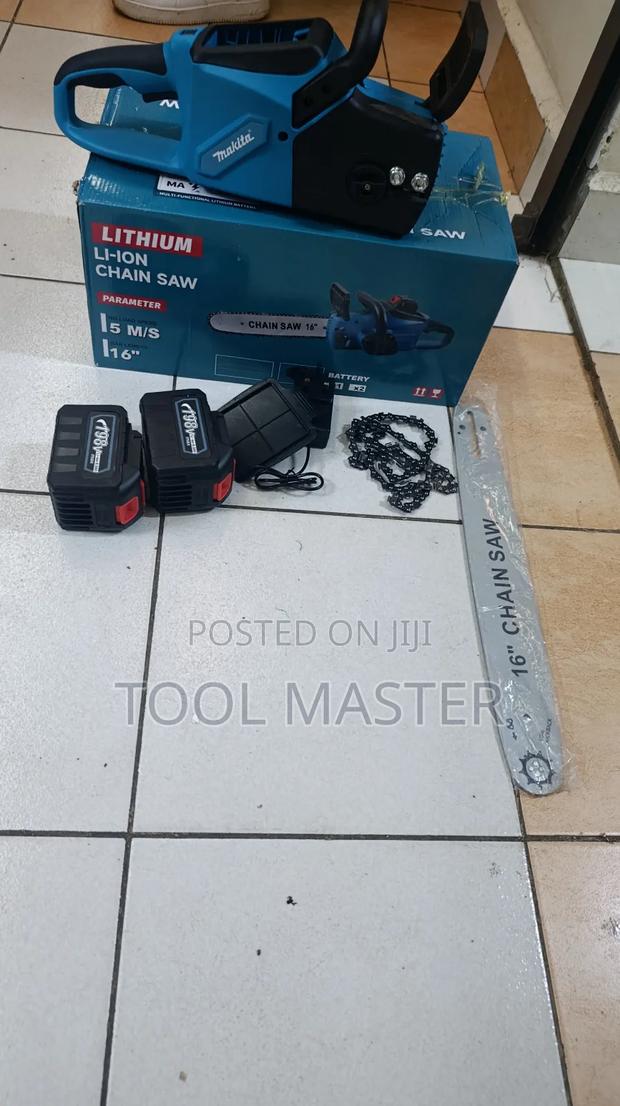 16" Makita Cordless Chainsaw/ Rechargeble 16" Chainsaw