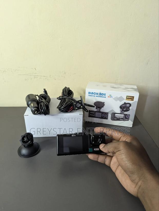 Dash Cam 3 Lens 1080p Hd Front Rear, and Inner Cam Car Video Recorder