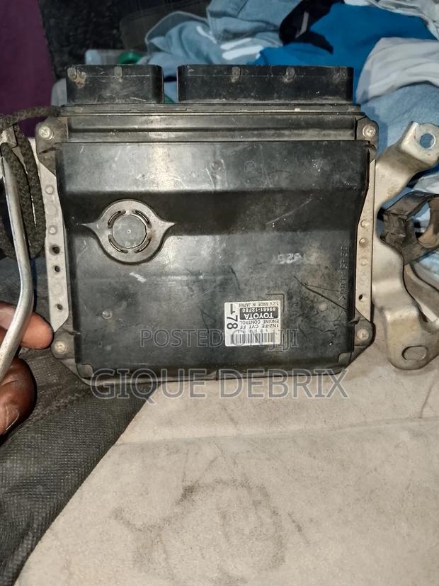 Fielder Engine Ecu - main view