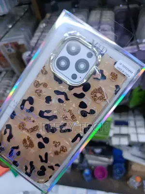 Casecoo iPhone 15 Pro Max Glitter Case With Magsafe - Brown Leopard