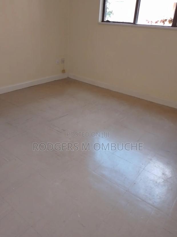 2bdrm Apartment in Valley Arcade for rent - thumbnail 3