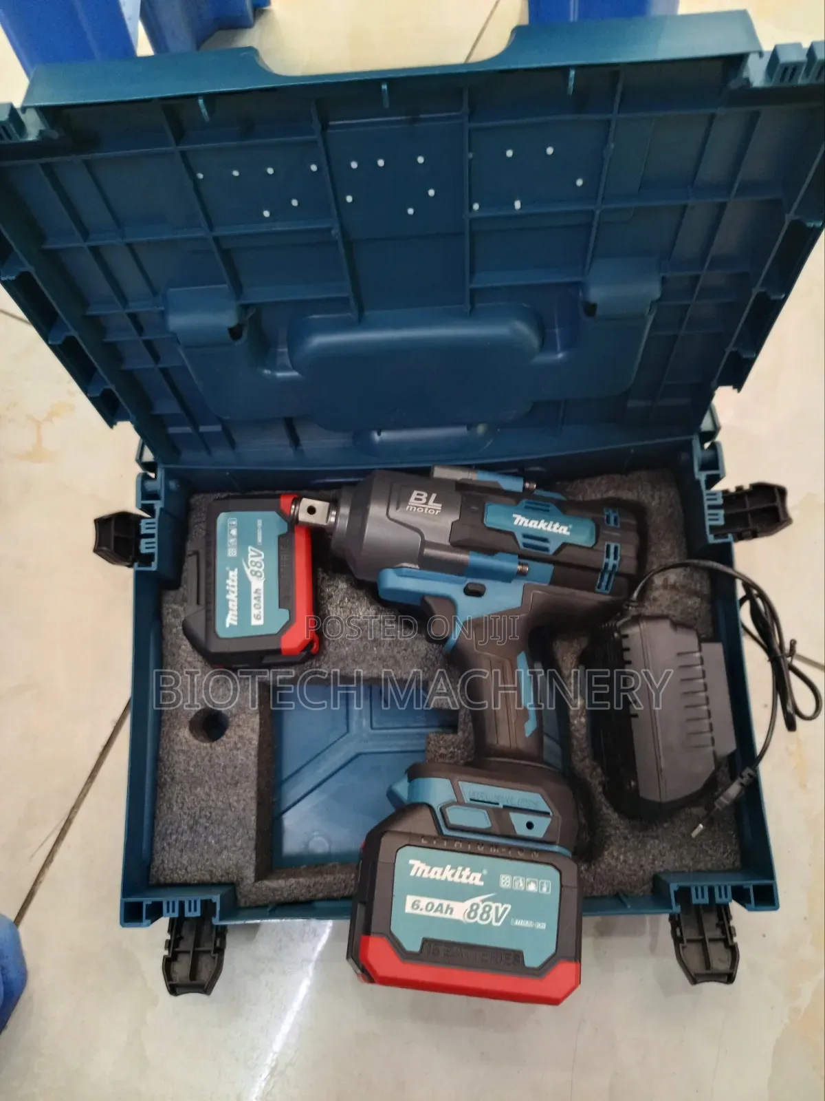 Makita Impact Wrench 88v 6ah