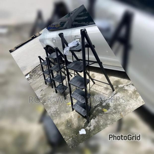 4 Steps Households Folding Ladder