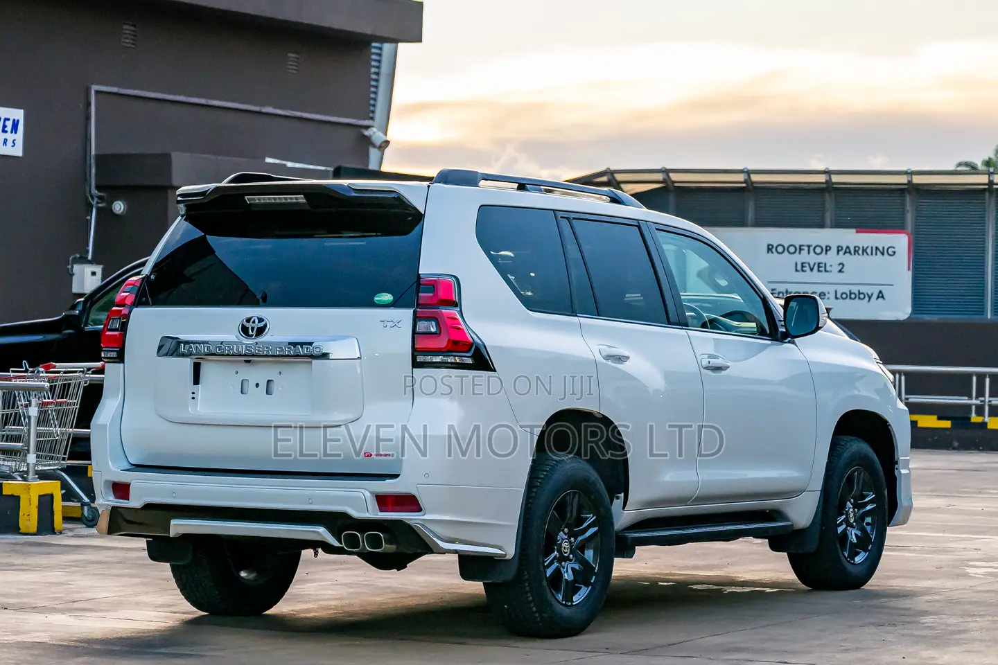 Toyota Land Cruiser Prado 2.8 2019 White