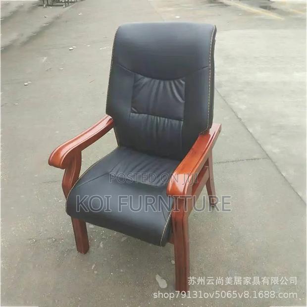 Office Chairs; Leather Executive Office Chair With Mahogany Armrest - thumbnail 3