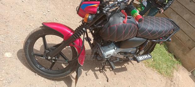 Bajaj Boxer 150 UG 2025 Red - thumbnail 3