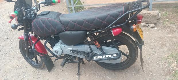 Bajaj Boxer 150 UG 2025 Red - thumbnail 8