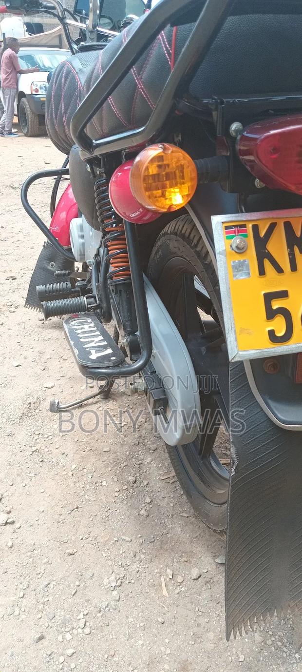 Bajaj Boxer 150 UG 2025 Red - thumbnail 9