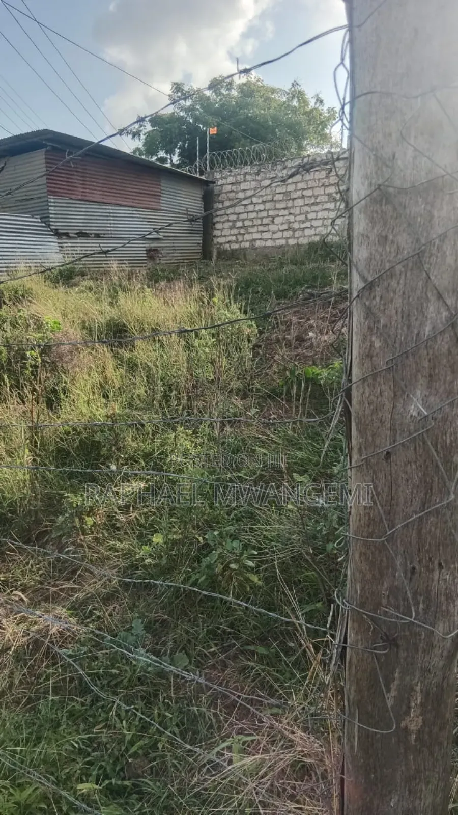 6bdrm House in Jomvu White House for sale