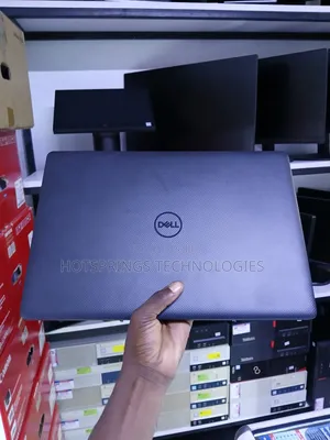 Laptop Dell Vostro 3560 16GB Intel Core i5 SSD 256GB