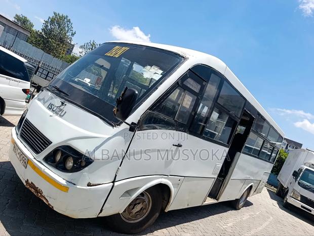 Isuzu NQR 2014 White - thumbnail 11