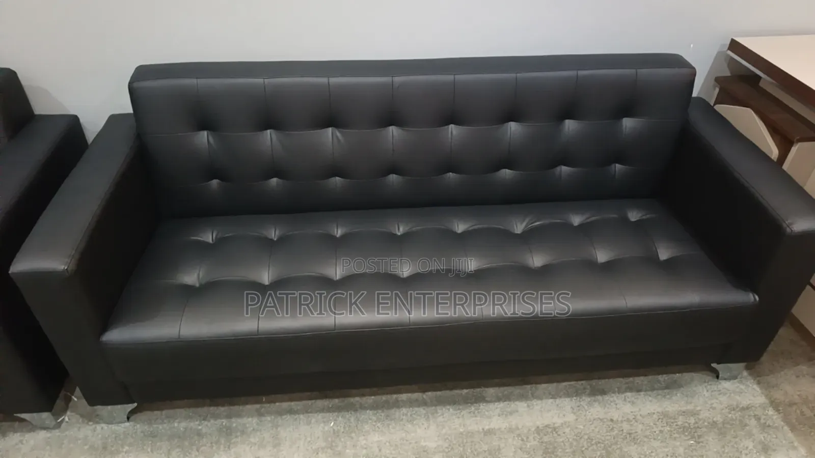 Executive Imported Modern Coach Sofa 5 Seater