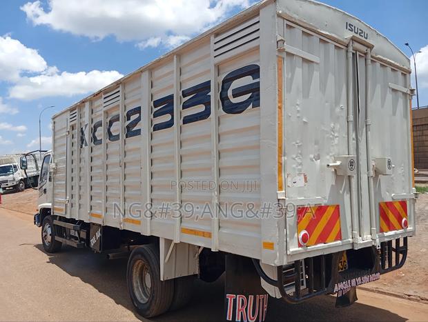 Isuzu FRR Lorry - thumbnail 2