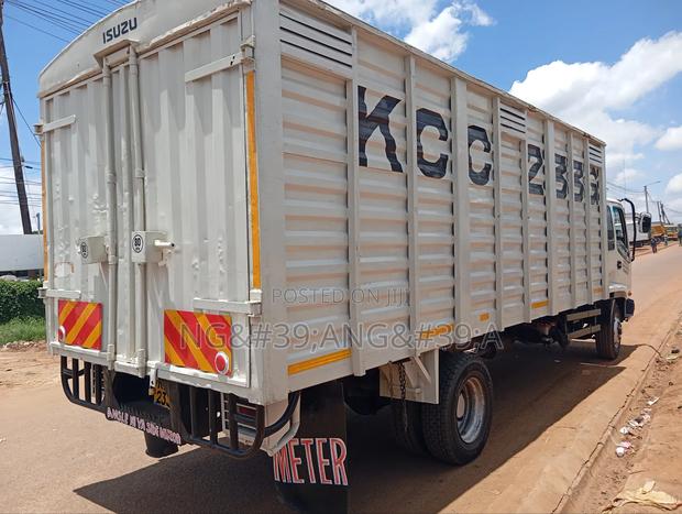 Isuzu FRR Lorry - thumbnail 4