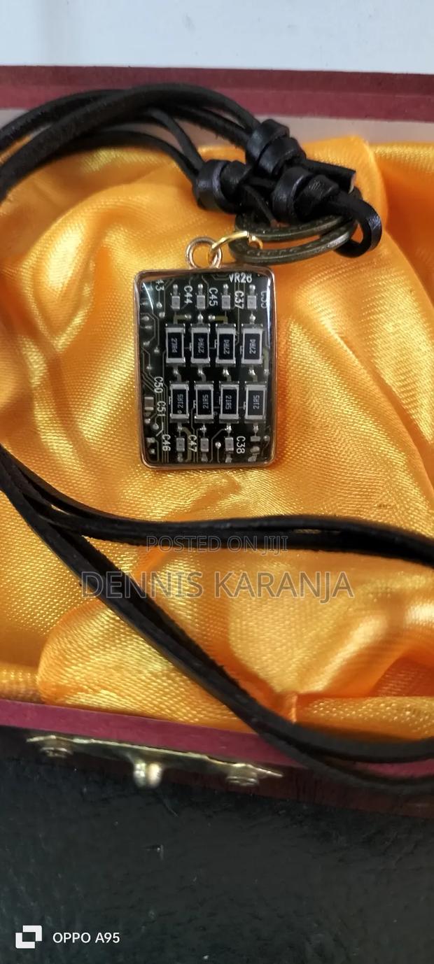 Tech Jewelry - thumbnail 4