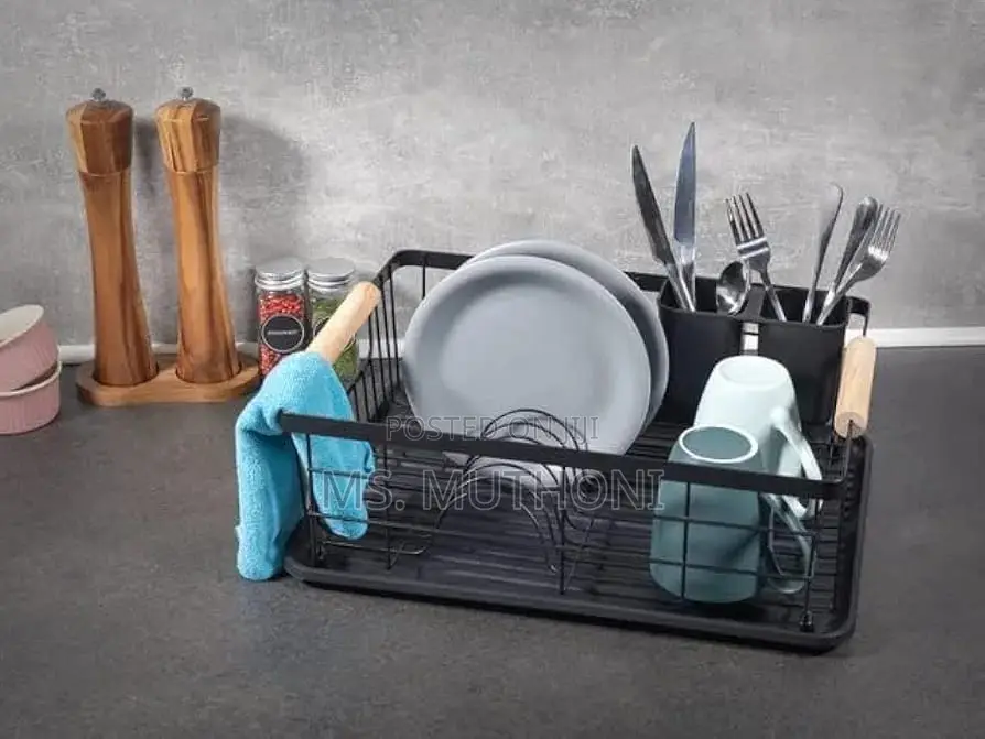 Minimalist Kitchenista Dish Rack With a Drip Tray,