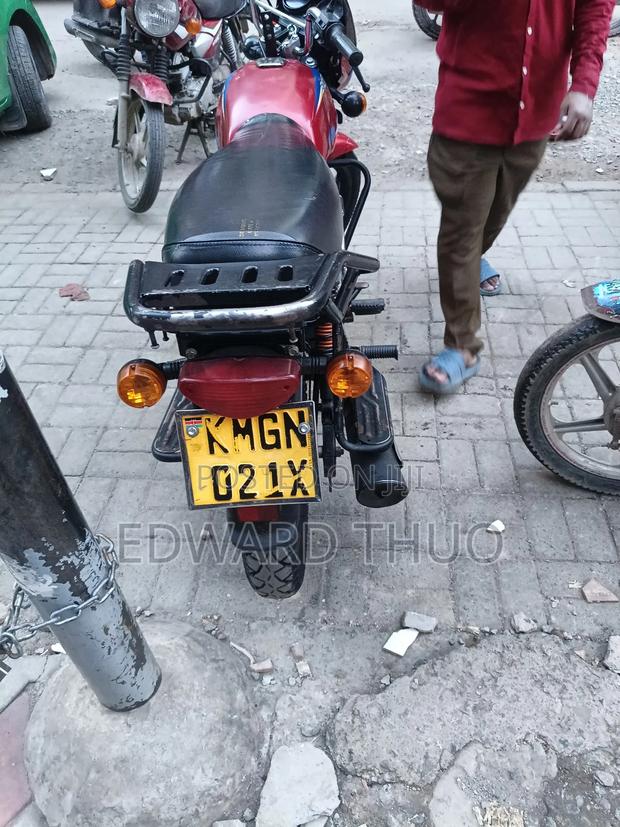 Bajaj Boxer 150 UG 2024 Red - thumbnail 3