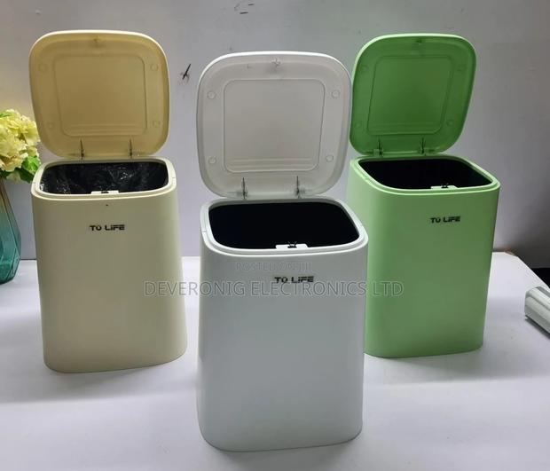 Automatic Trash Dust Bin