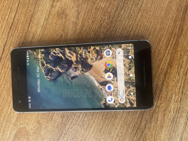 Google Pixel 2 64 GB Black - main view