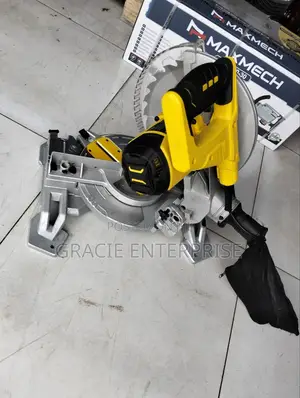 Sliding Compound Mitre Saw