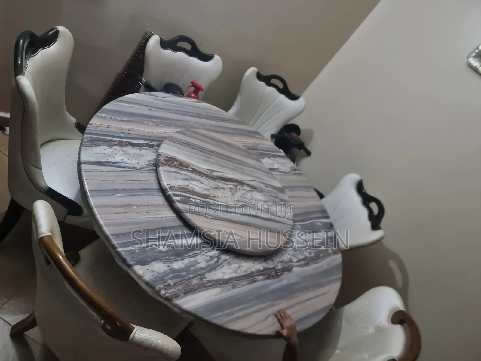Genuine Polished Marble Dining Table With 6 Cushioned Chairs